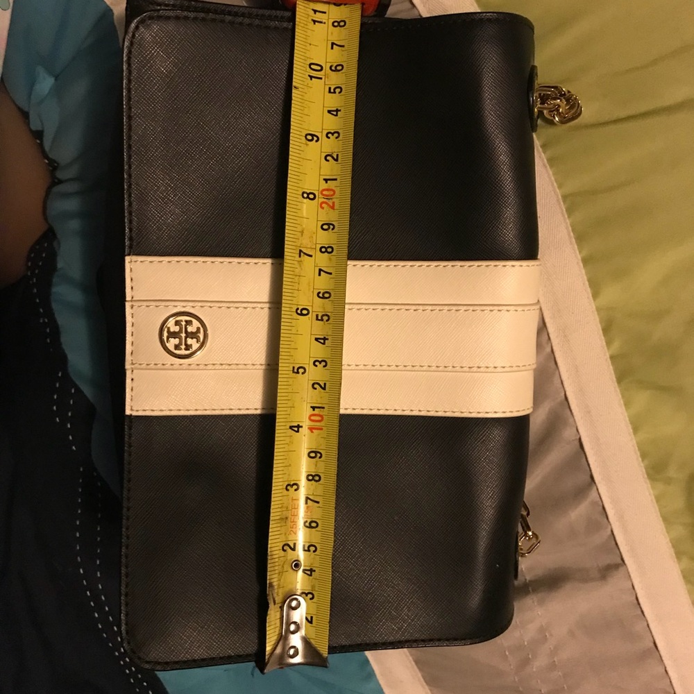 Tory Burch Robinson East West stripe shoulder bag - Picture 8 of 8